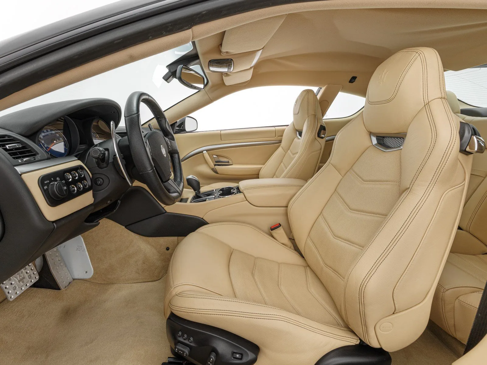 2015 Maserati GranTurismo Sport, 10/26