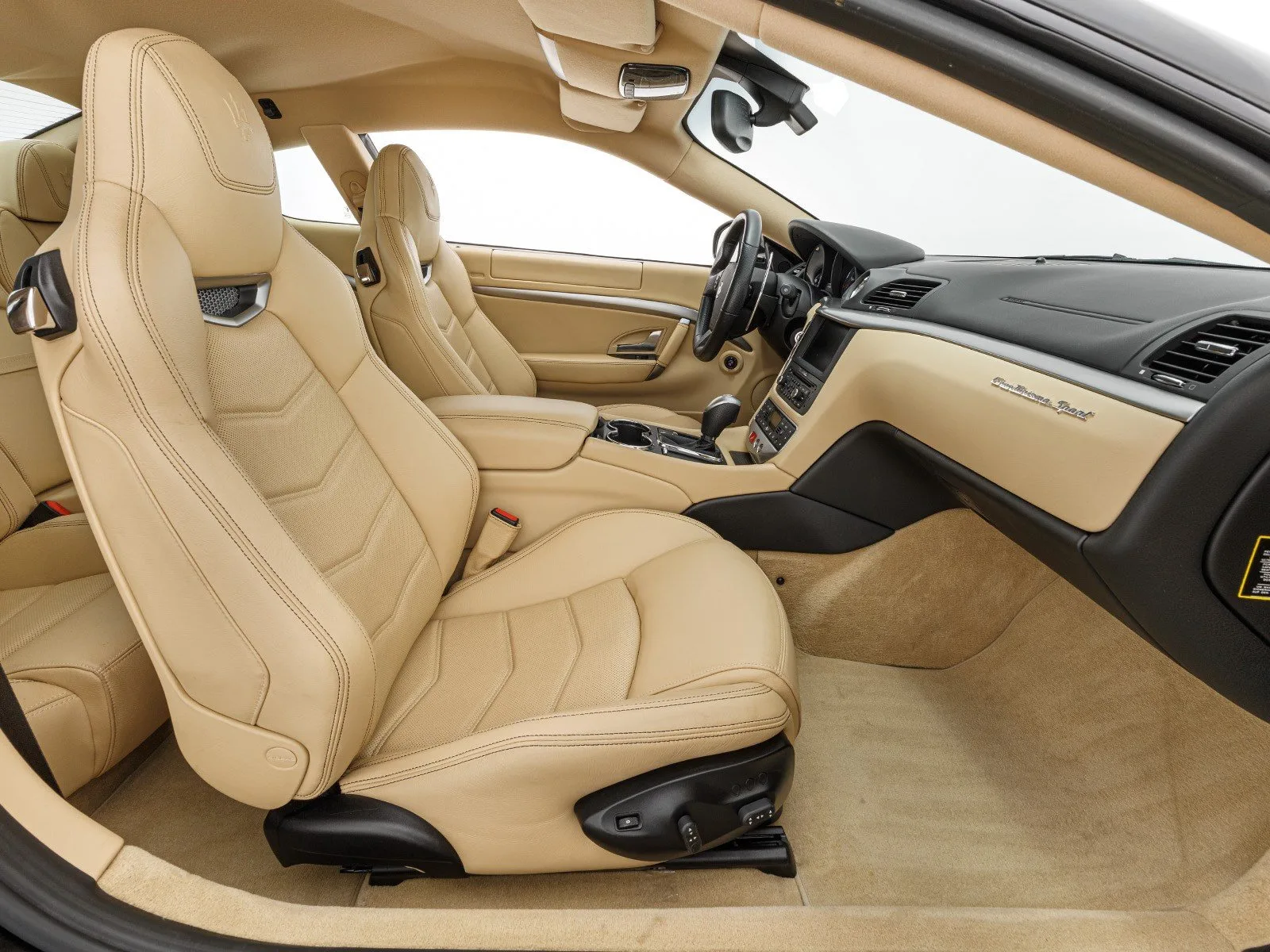 2015 Maserati GranTurismo Sport, 17/26