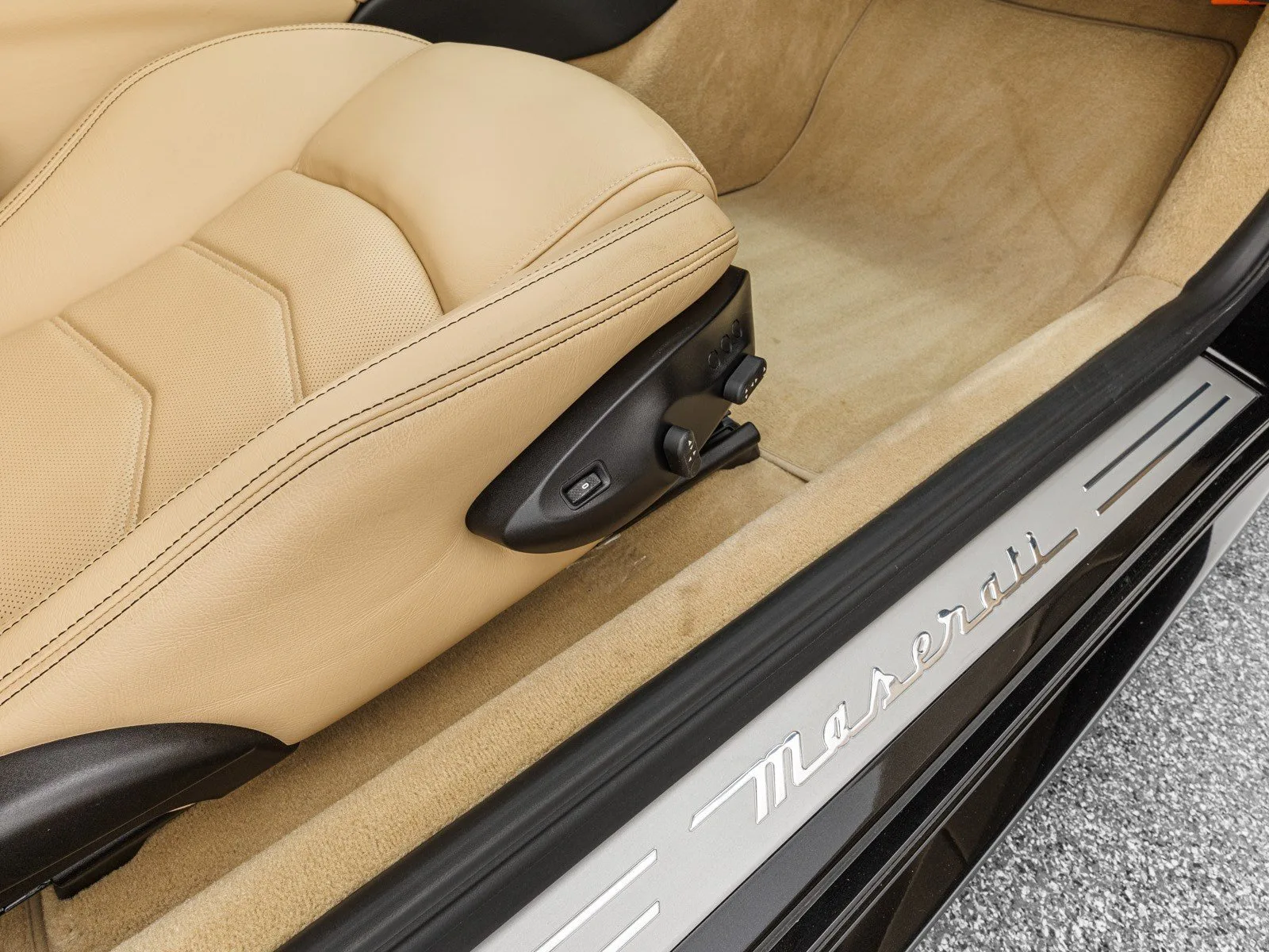 2015 Maserati GranTurismo Sport, 18/26
