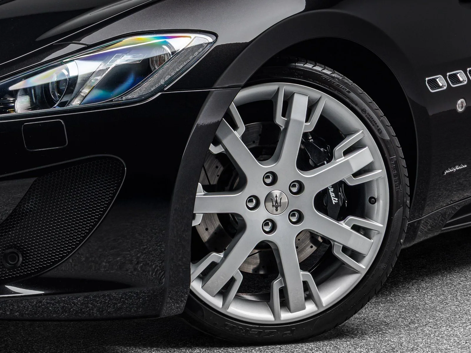2015 Maserati GranTurismo Sport, 22/26