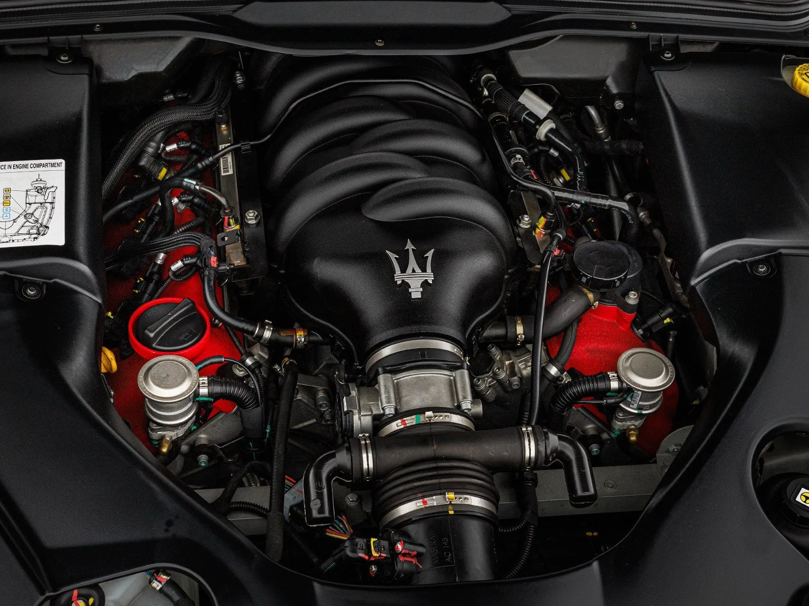 2015 Maserati GranTurismo Sport, 25/26