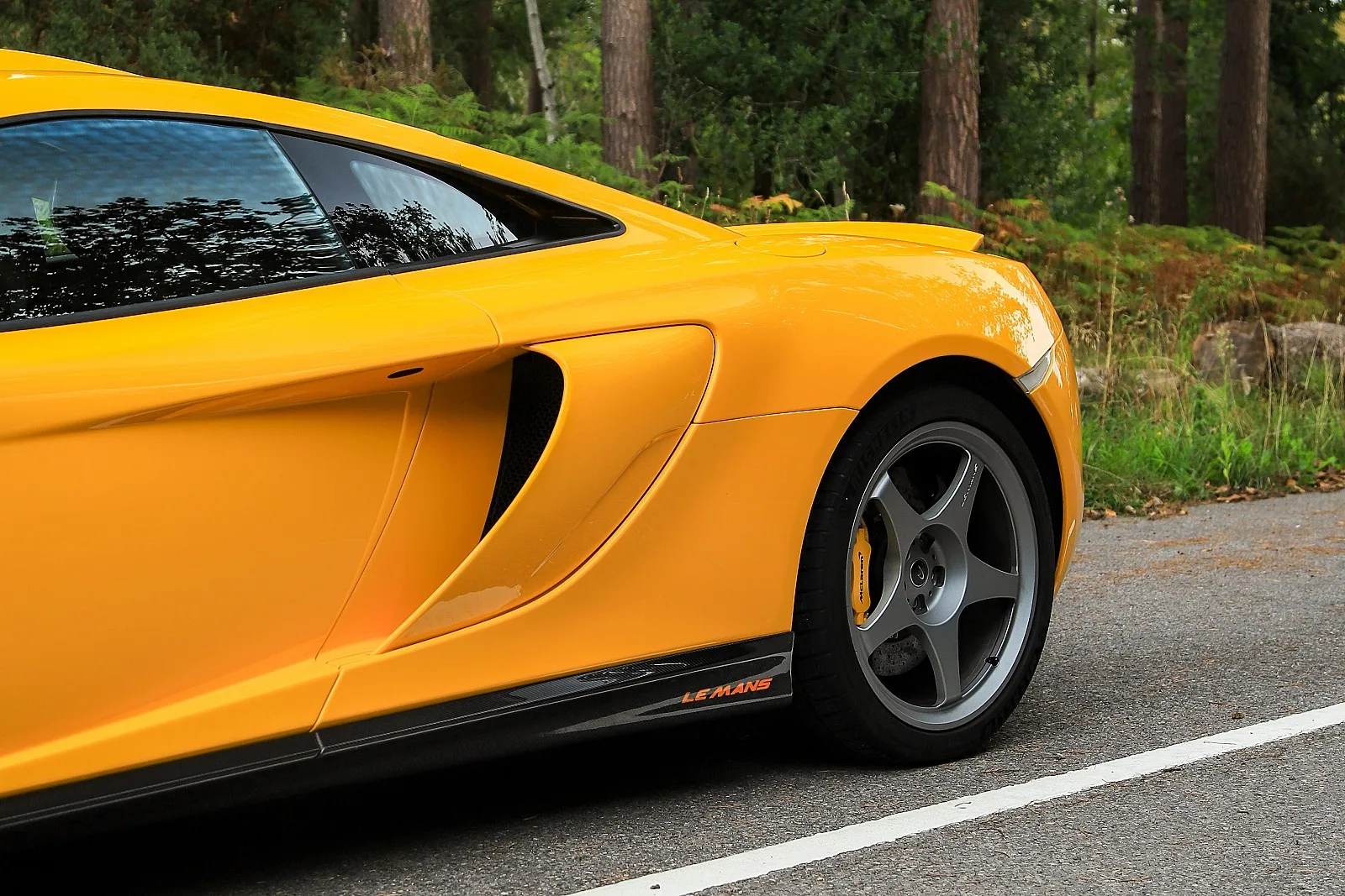2015 McLaren 650S Le Mans, 13/23