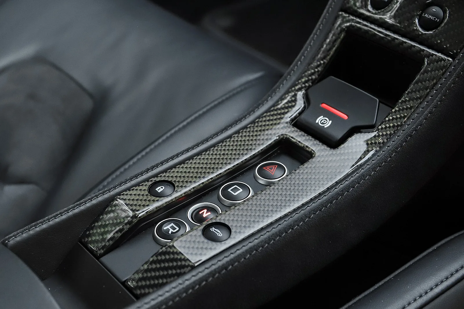 2015 McLaren 650S Le Mans, 20/23