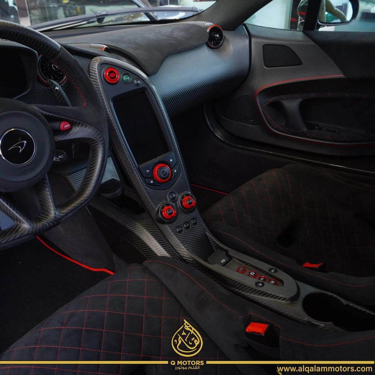 2015 McLaren P1 Carbon Edition offered by a specialist dealer in Dubai, United Arab Emirates, photo 16 of 18