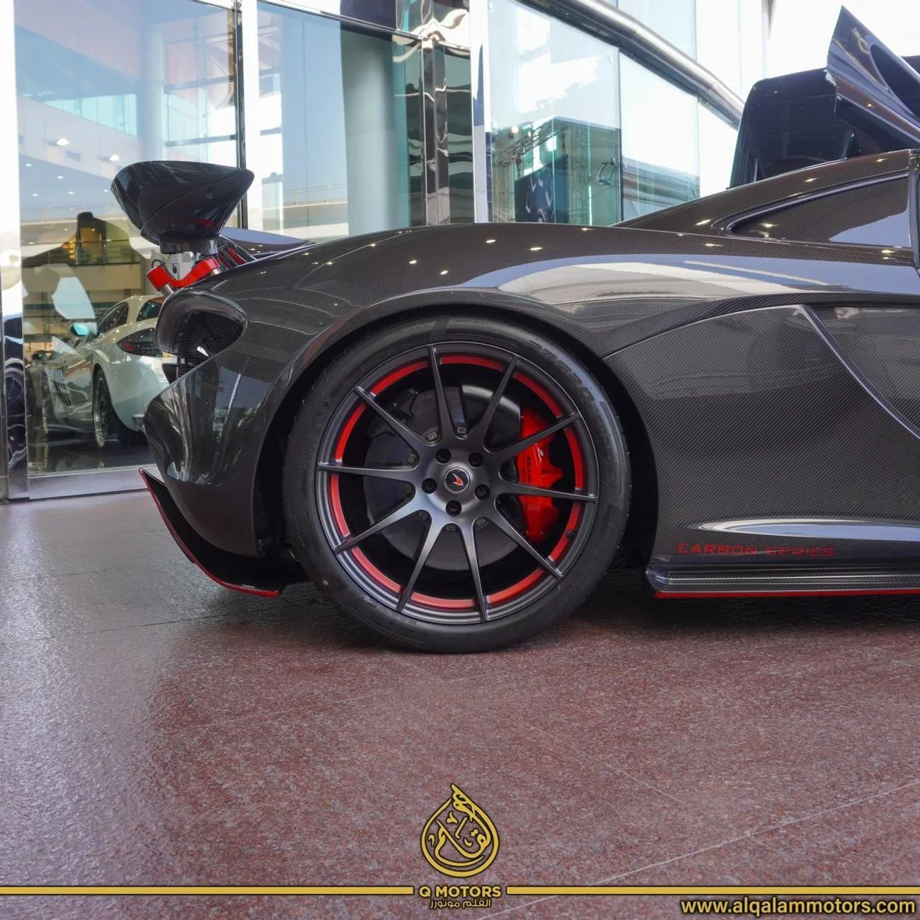 2015 McLaren P1 Carbon Edition offered by a specialist dealer in Dubai, United Arab Emirates, photo 17 of 18
