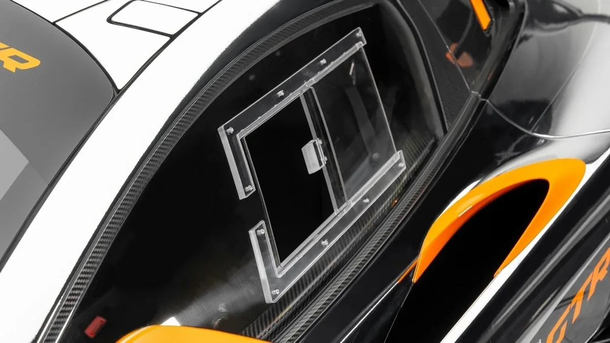 2015 McLaren P1 GTR Street Legal, 6/30