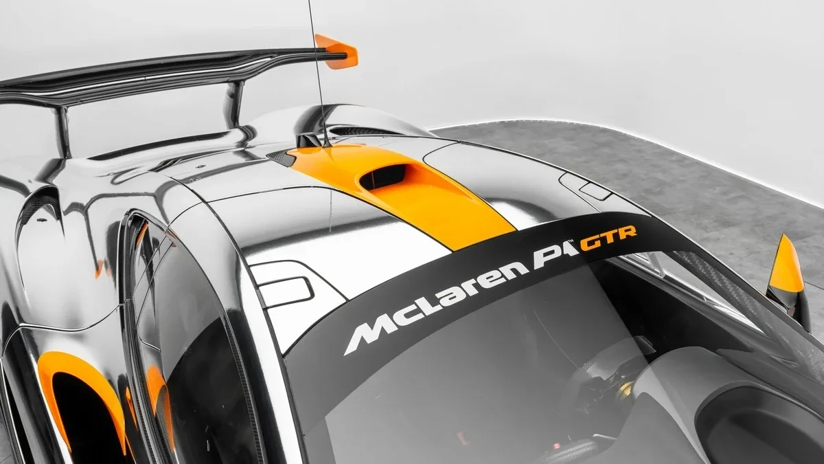 2015 McLaren P1 GTR Street Legal, 16/30