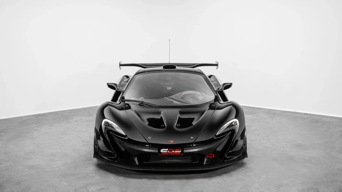 2015 McLaren P1 GTR Street Legal, 2/30