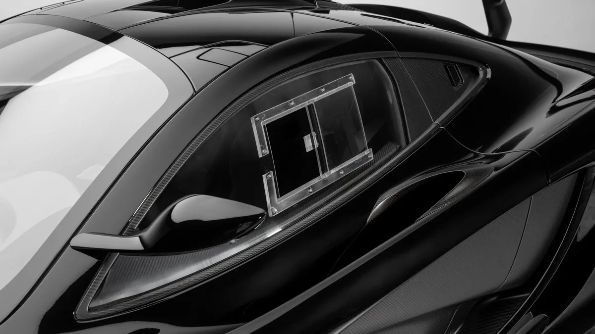 2015 McLaren P1 GTR Street Legal, 13/30