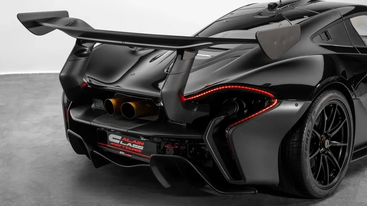 2015 McLaren P1 GTR Street Legal, 15/30