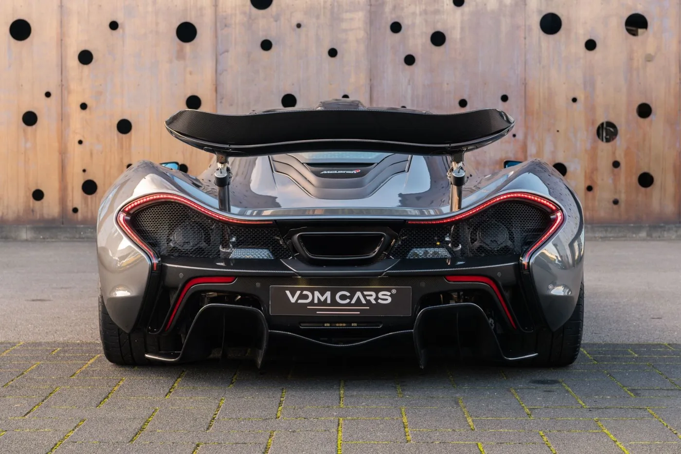 2015 McLaren P1 offered by a supercar dealer in Gronau, Germany, photo 5 of 25