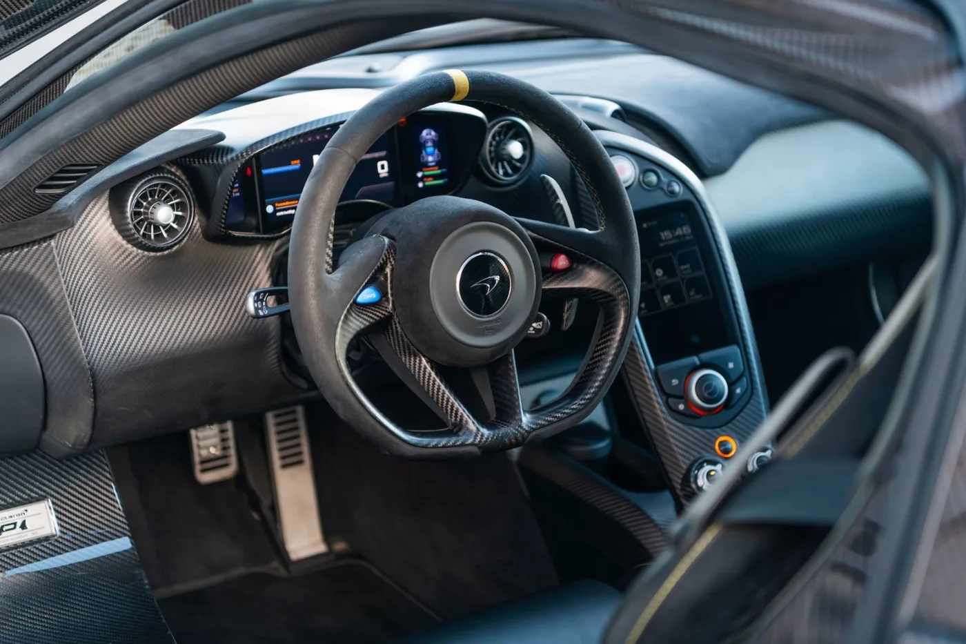 2015 McLaren P1 offered by a supercar dealer in Gronau, Germany, photo 22 of 25