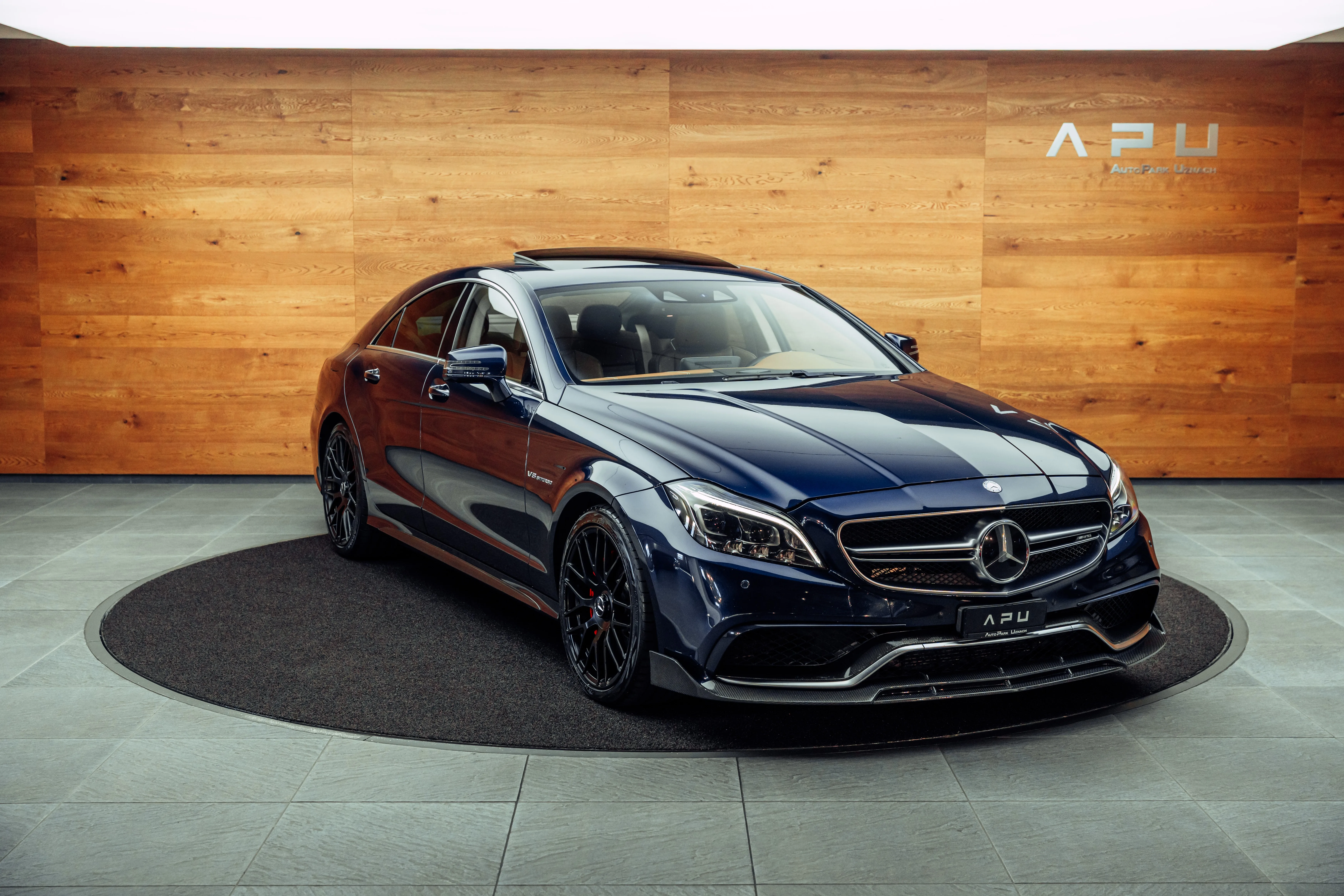 2015 Mercedes-AMG CLS 63 S proposta da un concessionario specializzato a Uznach, Svizzera, foto principale