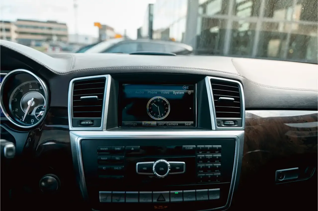 2015 Mercedes-AMG GL 63, 4/30