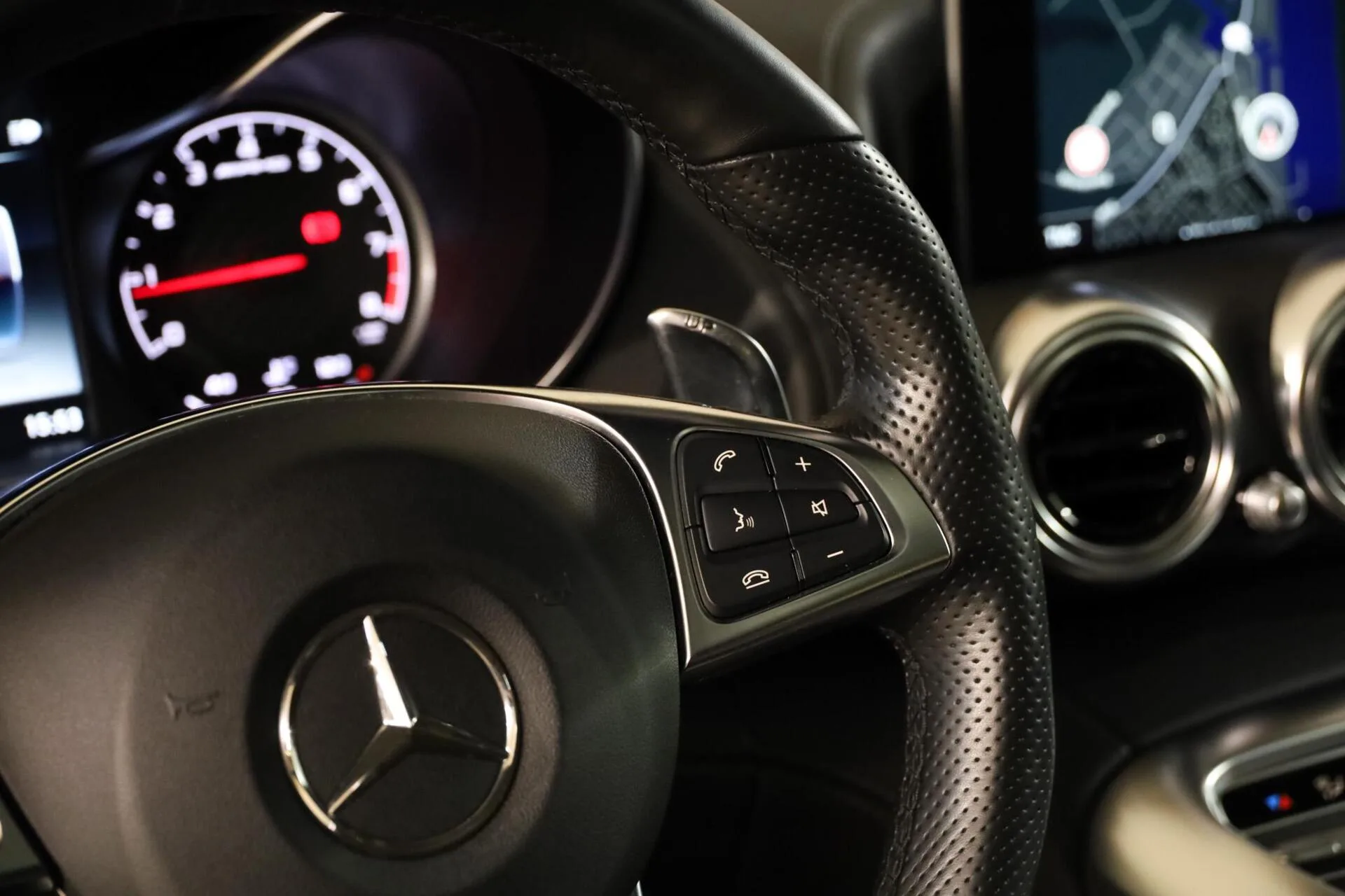 2015 Mercedes-AMG GT, 25/30