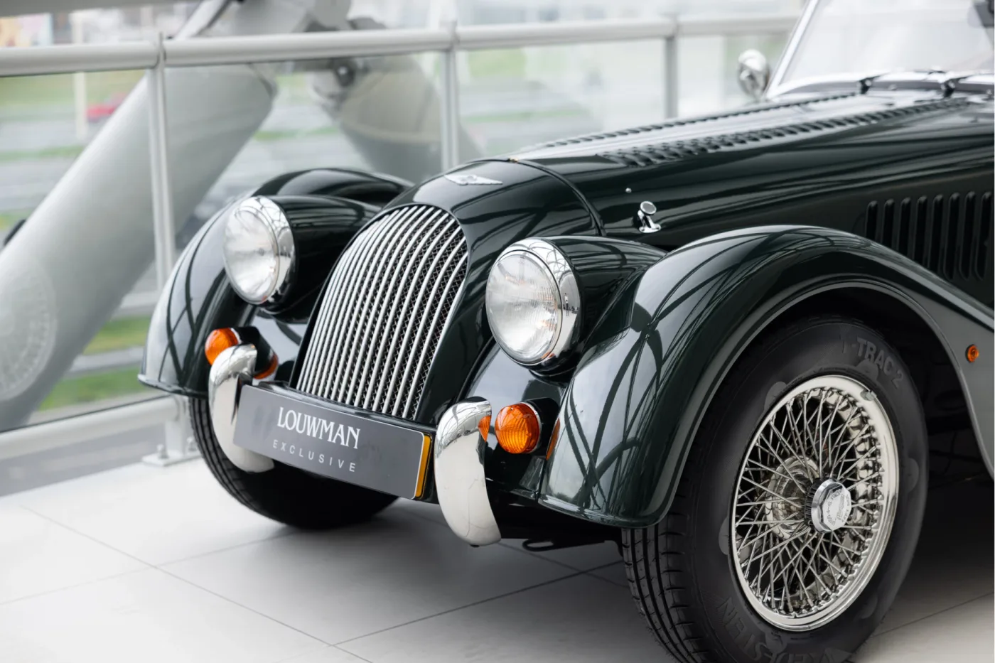 2015 Morgan 4/4 1.6 angeboten von einem offiziellen McLaren und Morgan-Vertragshändler in Utrecht, Niederlande, Foto 9 von 25