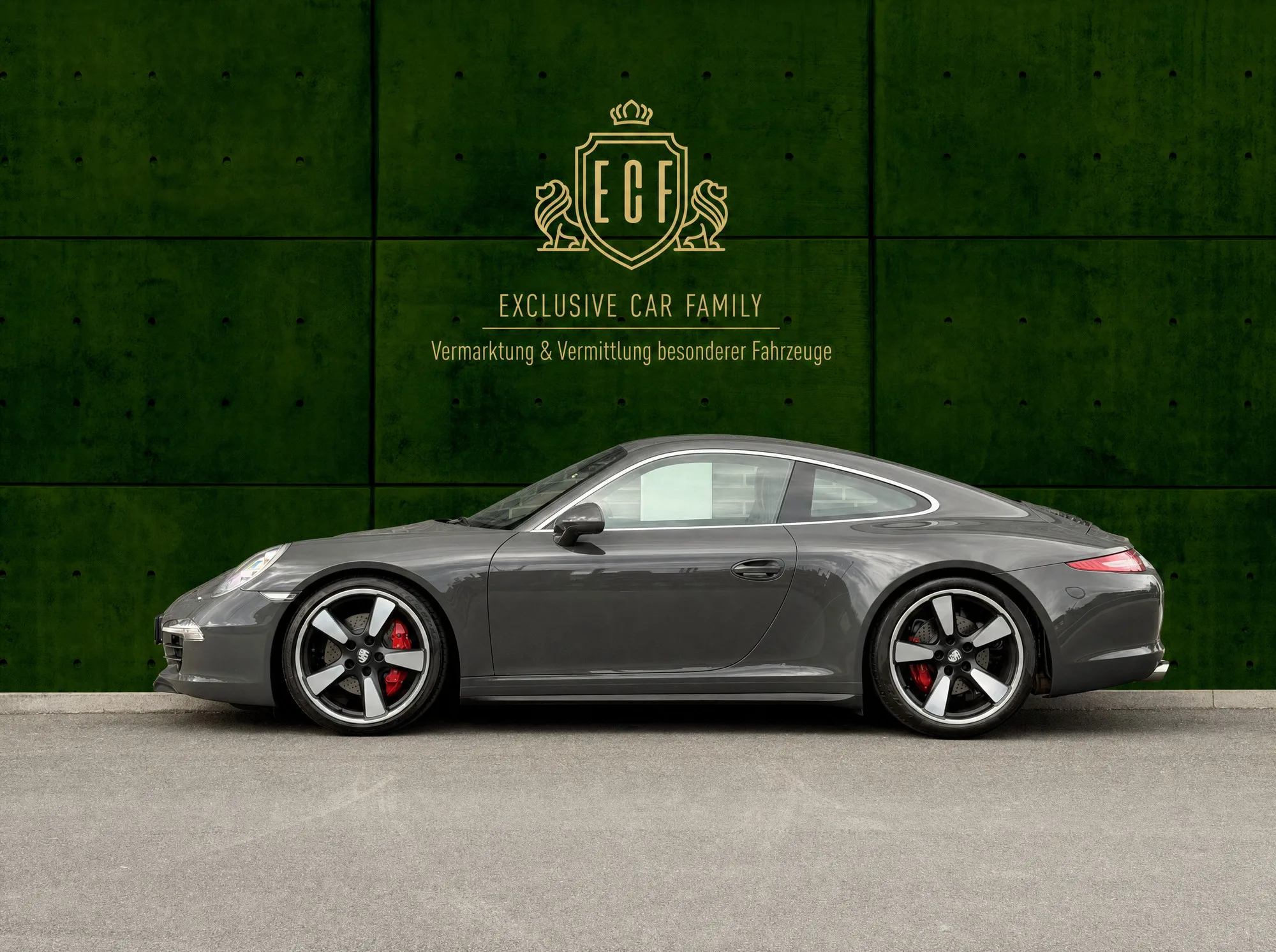 2015 Porsche 911 Carrera S, 2/30
