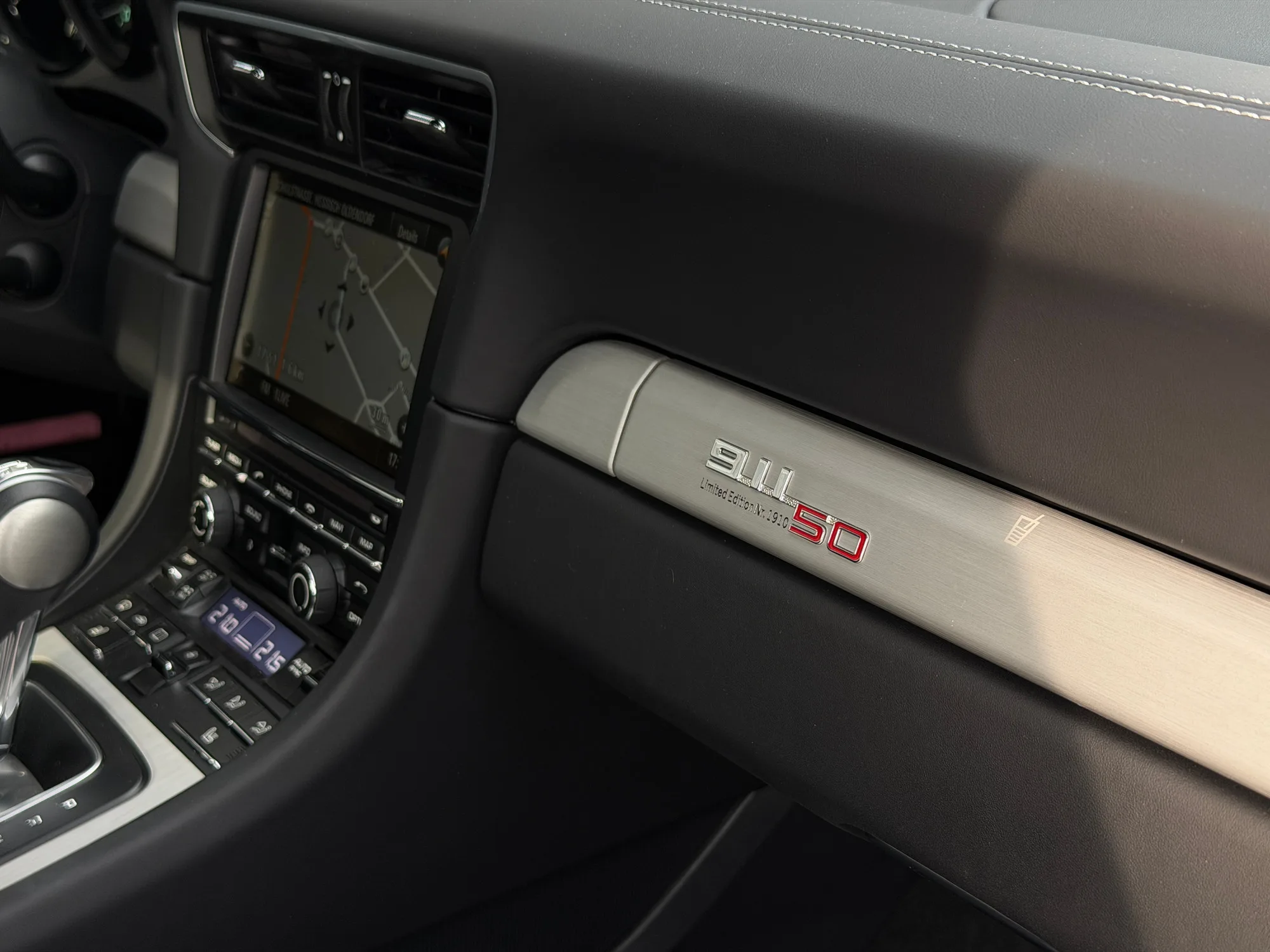 2015 Porsche 911 Carrera S, 8/30