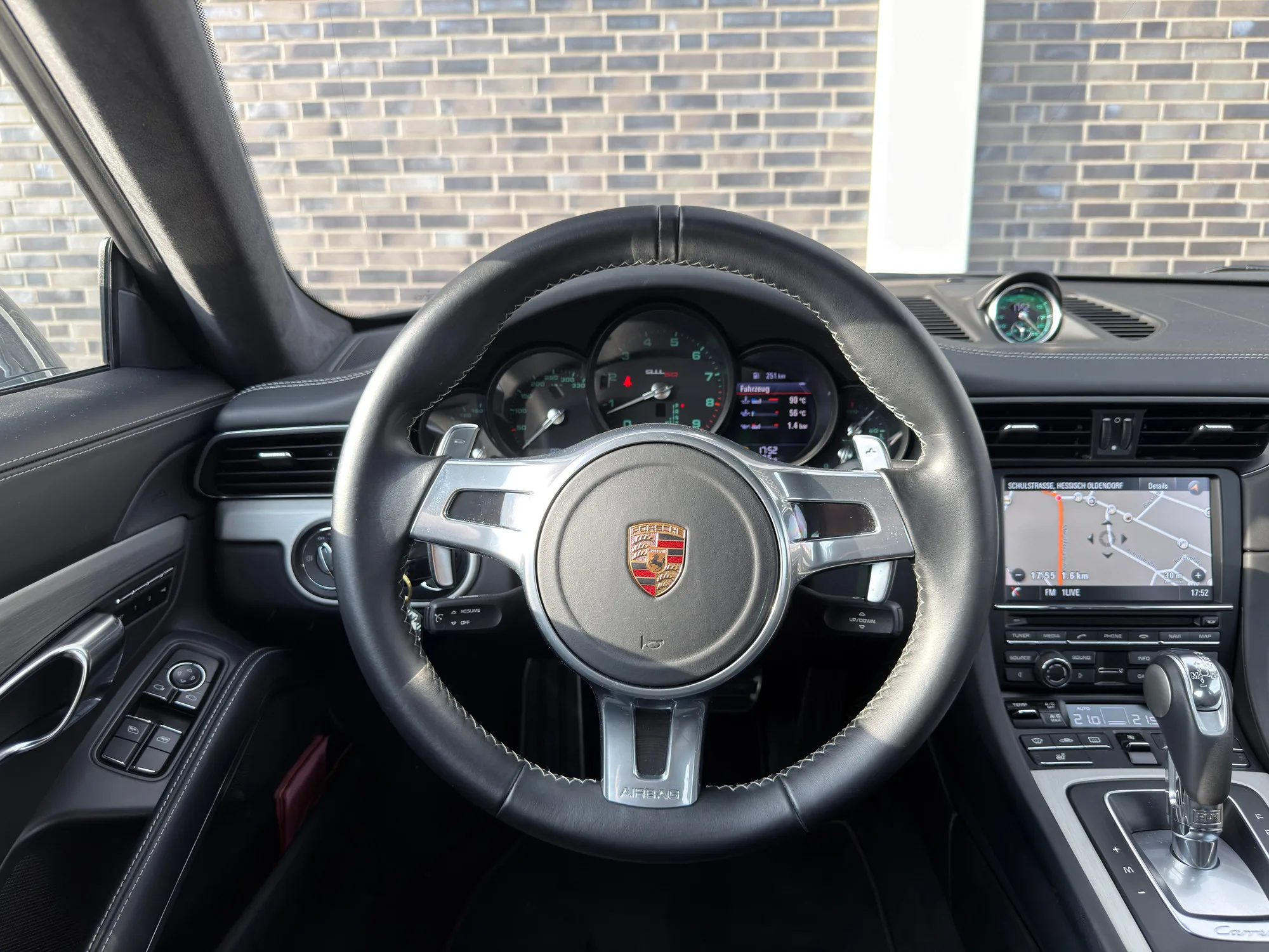 2015 Porsche 911 Carrera S, 10/30