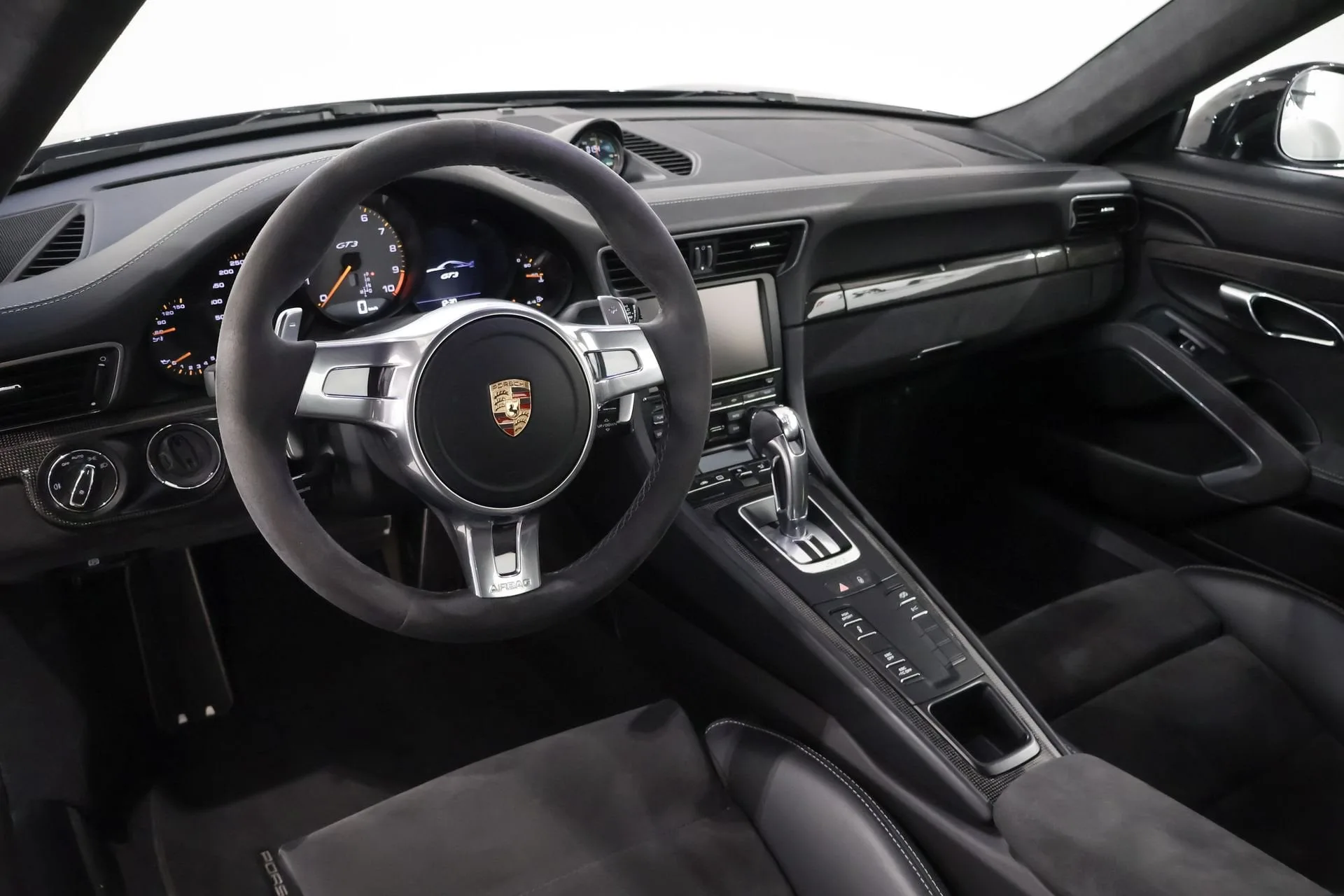 2015 Porsche 911 GT3, 8/27