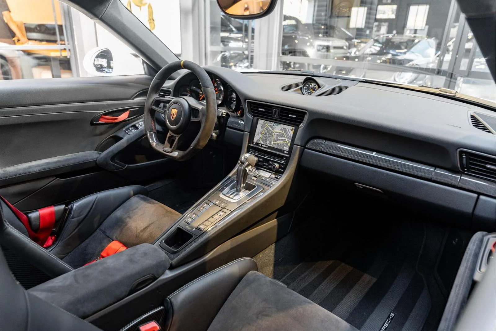 2015 Porsche 911 GT3 RS, 8/30