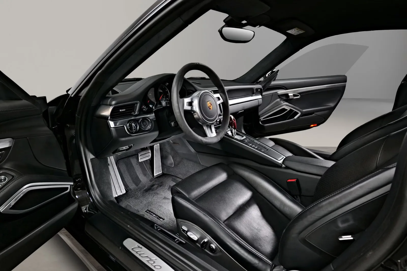 2015 Porsche 911 Turbo, 12/24