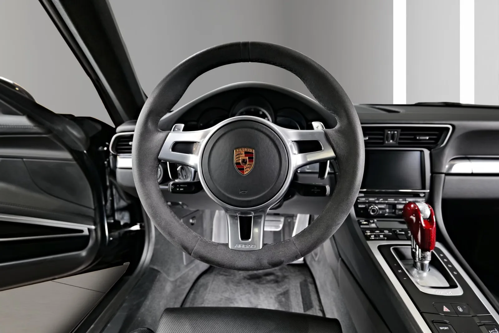 2015 Porsche 911 Turbo, 14/24
