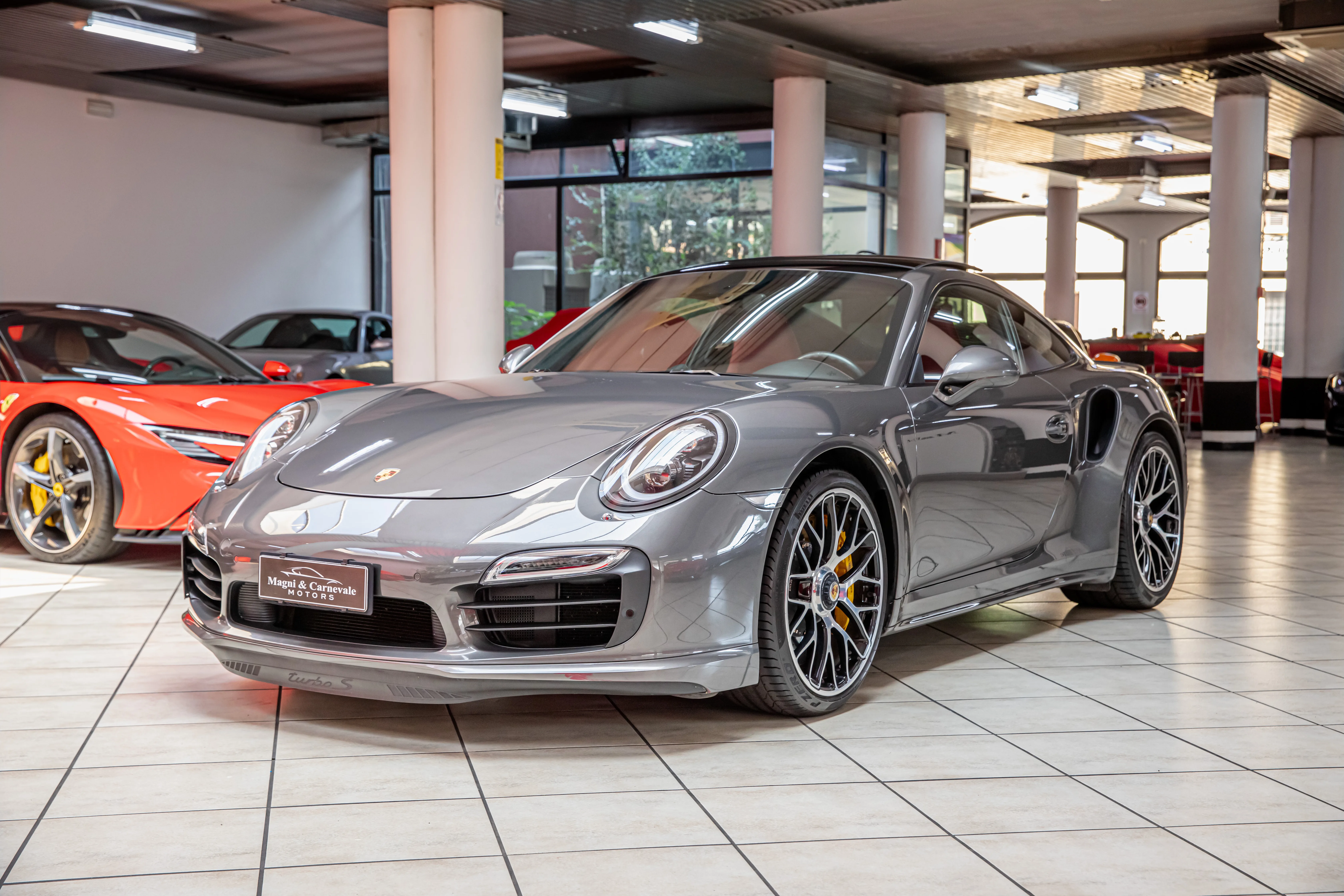 2015 Porsche 911 Turbo S, 6/30
