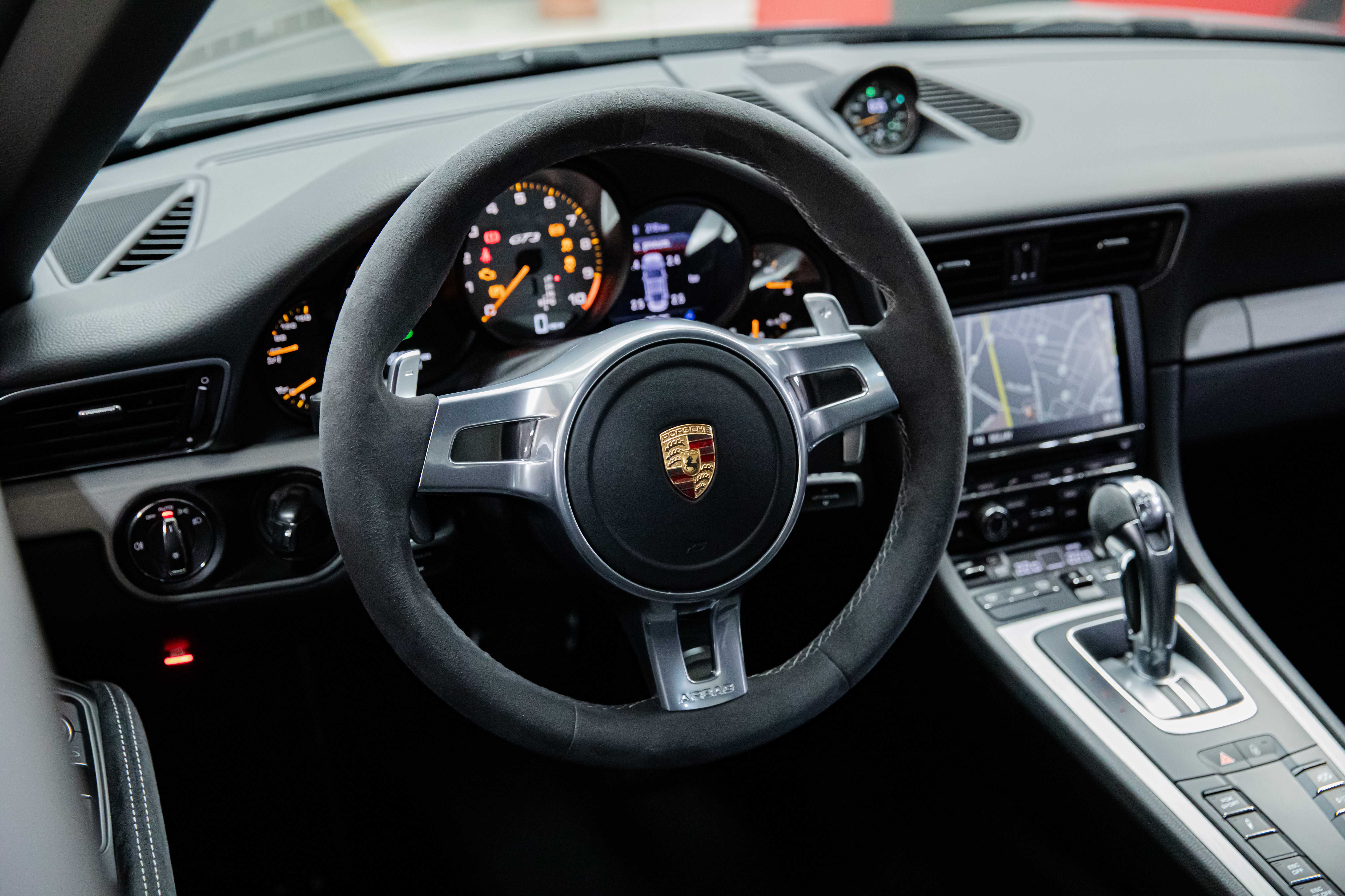 2015 Porsche 911 GT3 angeboten von einem Fachhändler in Milan, Italien, Foto 17 von 20