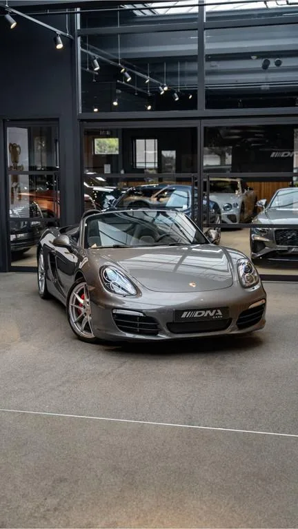 2015 Porsche Boxster S, 21/30