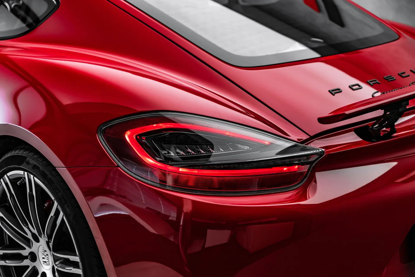 2015 Porsche Cayman GTS angeboten von einem Fachhändler in Ostrava, Tschechien, Foto 9 von 15