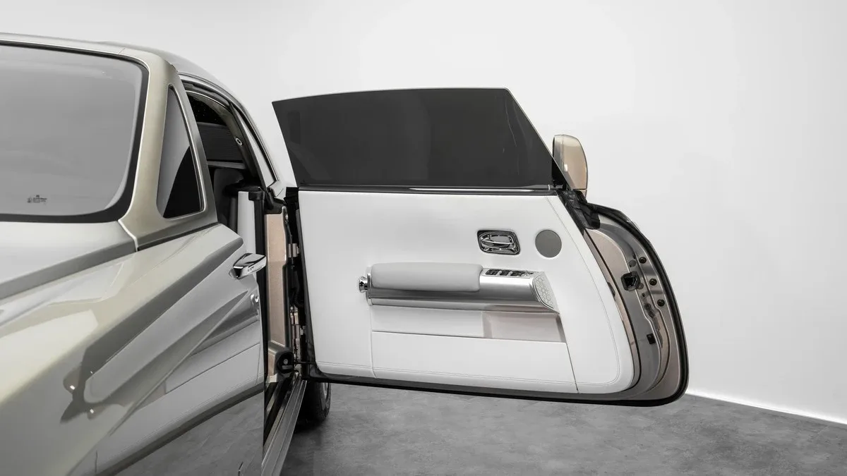 2015 Rolls-Royce Phantom Coupé One of One, 15/30