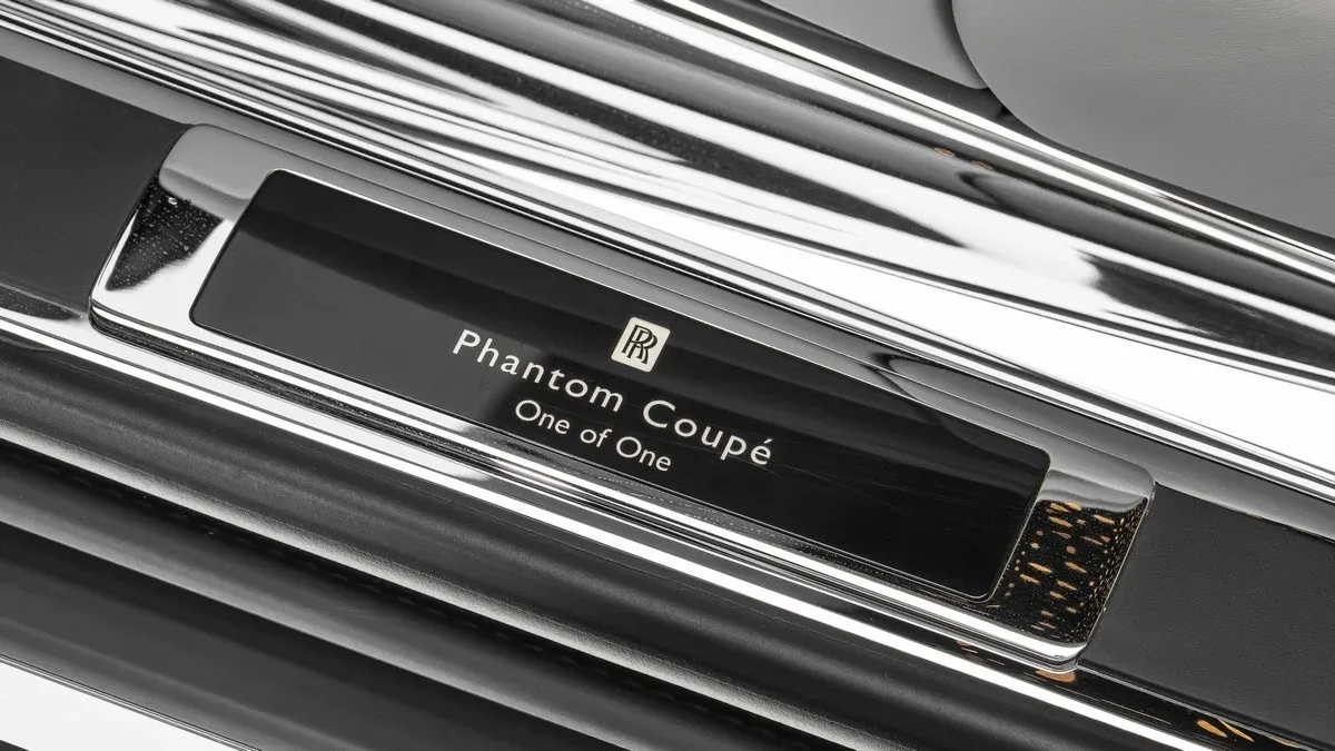 2015 Rolls-Royce Phantom Coupé One of One, 19/30