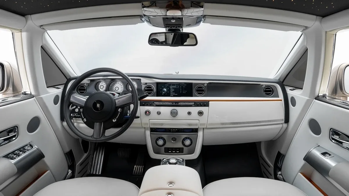 2015 Rolls-Royce Phantom Coupé One of One, 22/30