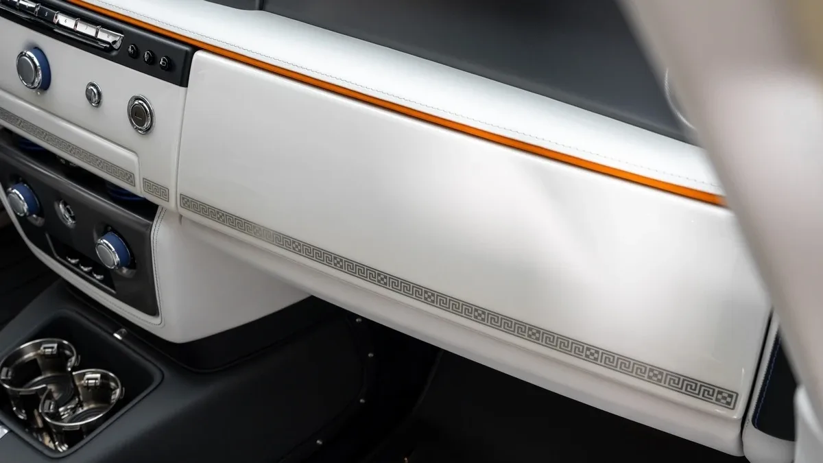 2015 Rolls-Royce Phantom Coupé One of One, 30/30