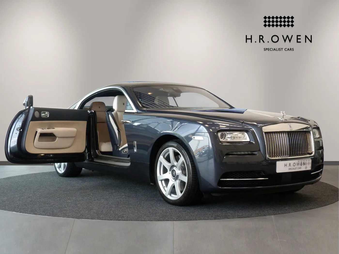 2015 Rolls-Royce Wraith angeboten von einer Vertragshändlergruppe in Cheltenham, Vereinigtes Königreich, Foto 12 von 25