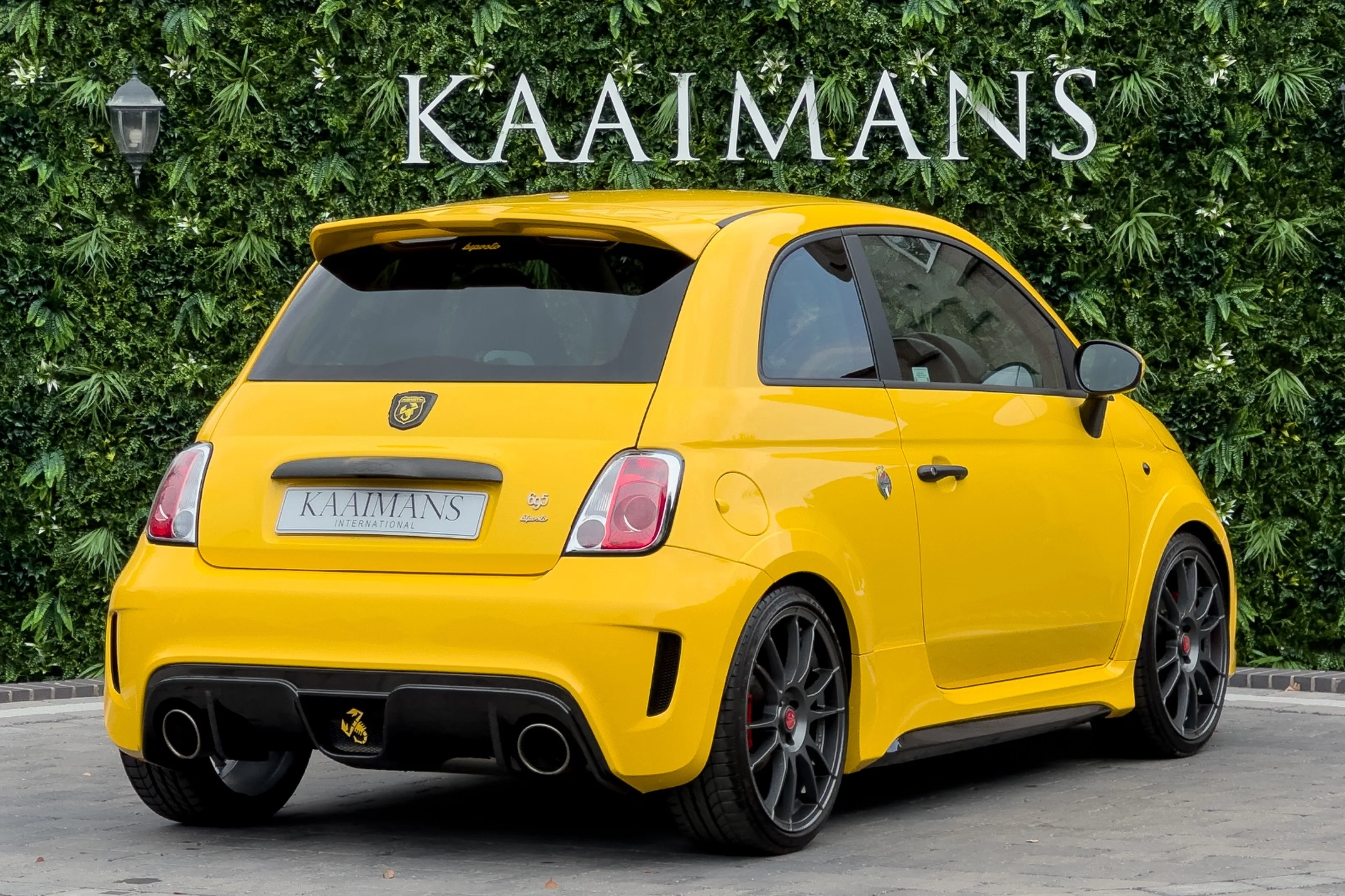 2016 Abarth 695 Biposto Record, 4/30