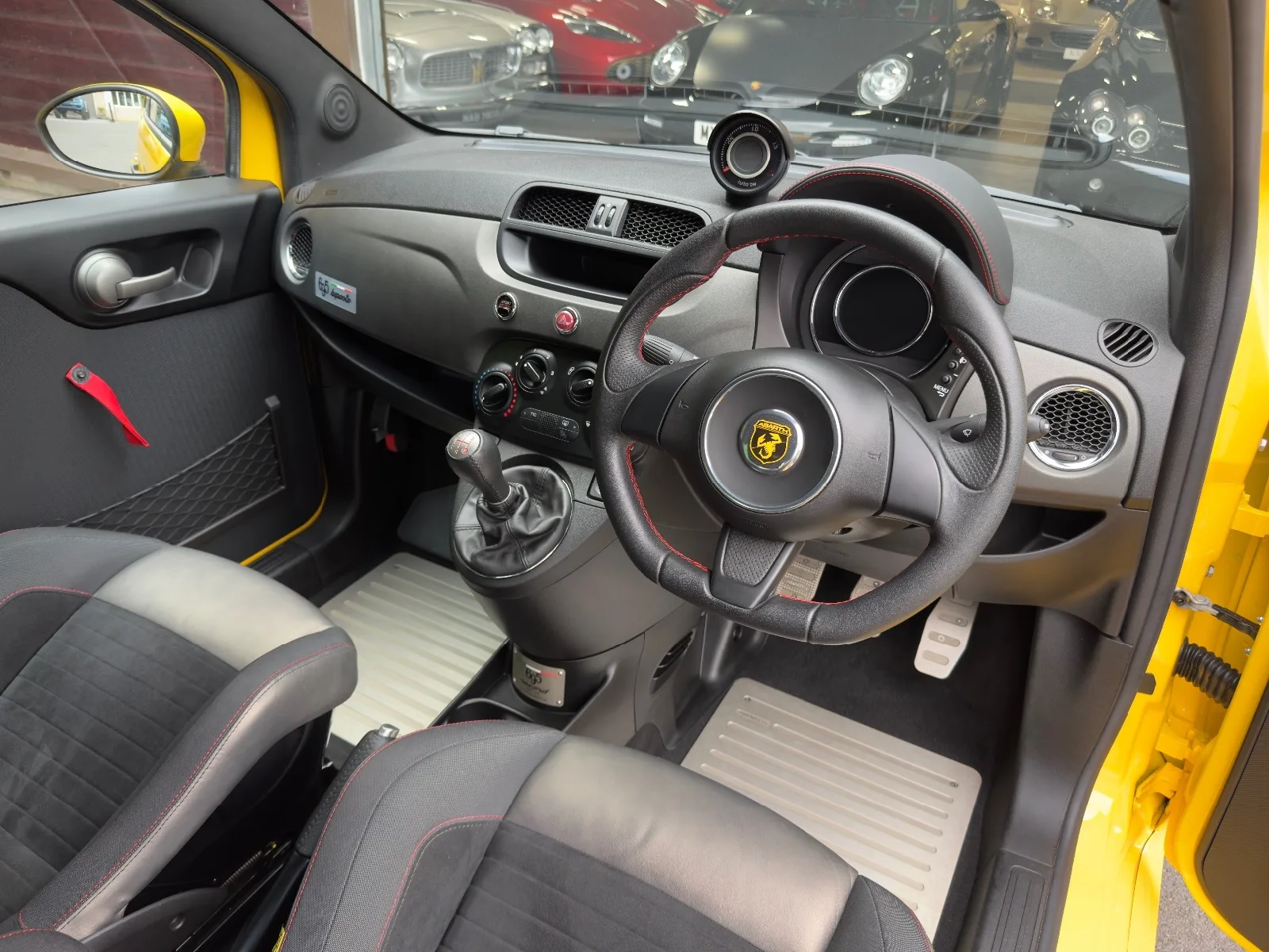 2016 Abarth 695 Biposto Record, 15/30