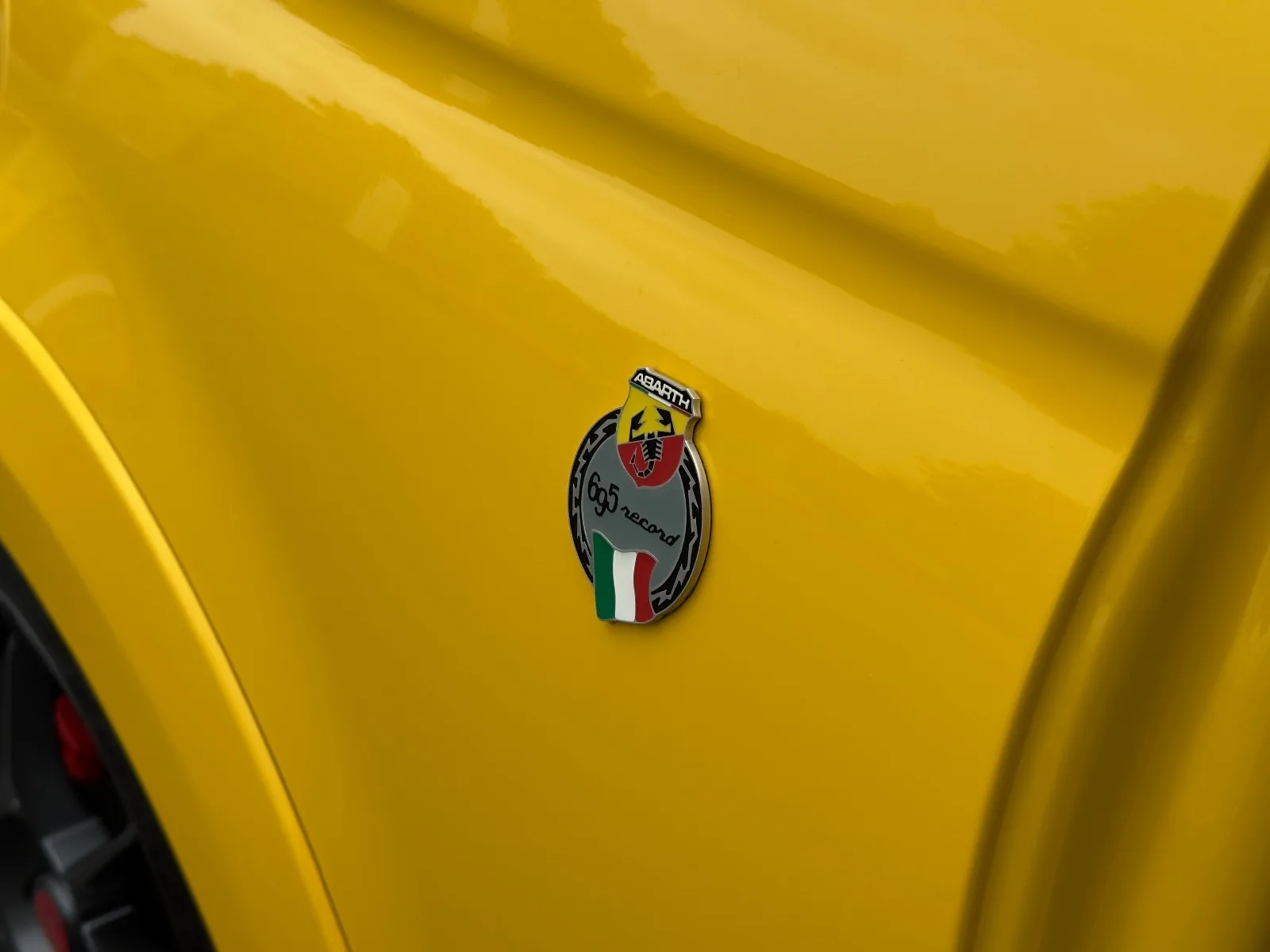 2016 Abarth 695 Biposto Record, 21/30