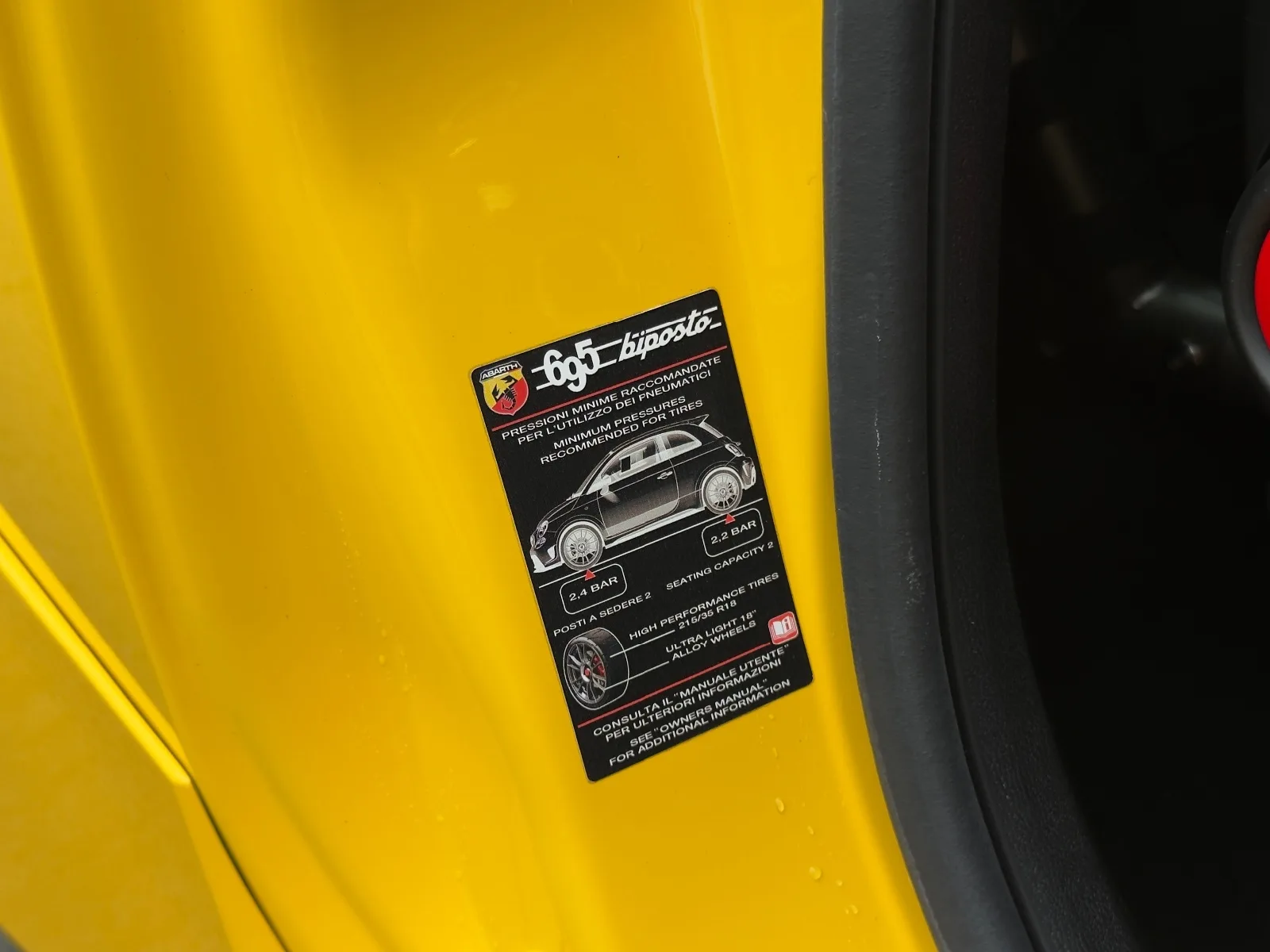2016 Abarth 695 Biposto Record, 22/30