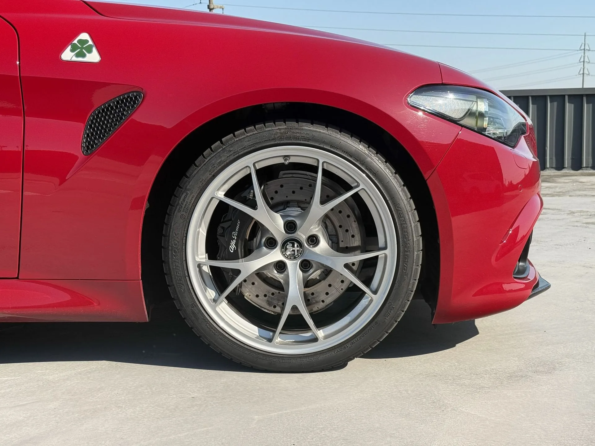 2016 Alfa Romeo Giulia Quadrifoglio, 23/24