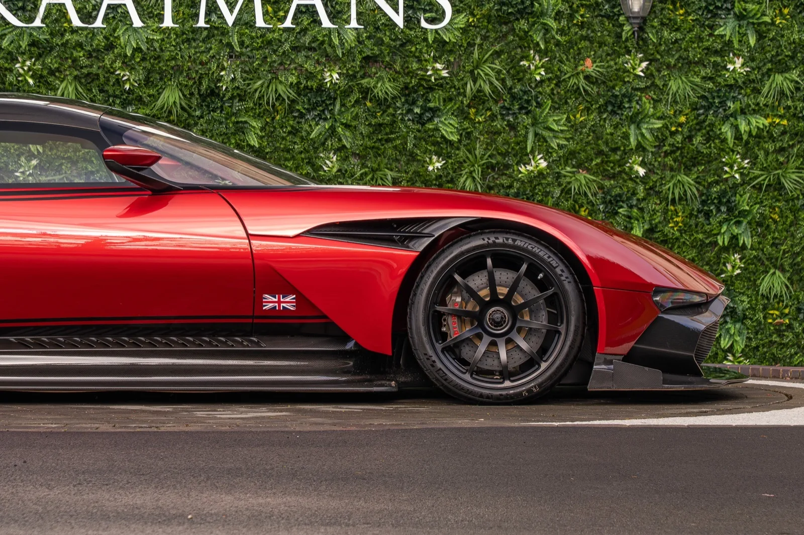 2016 Aston Martin Vulcan, 8/30