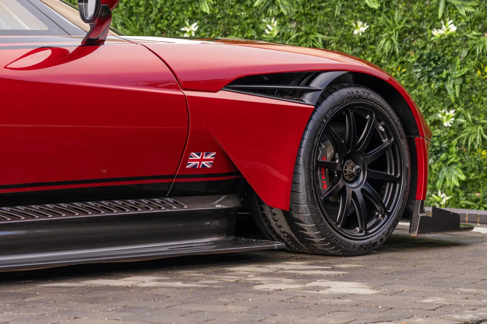 2016 Aston Martin Vulcan, 10/30