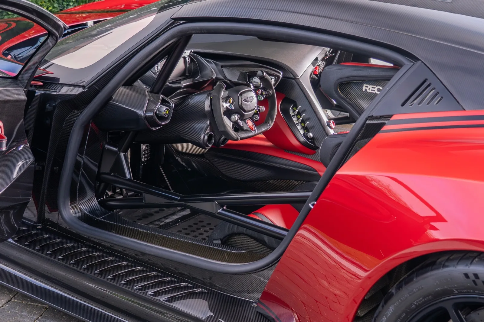 2016 Aston Martin Vulcan, 26/30