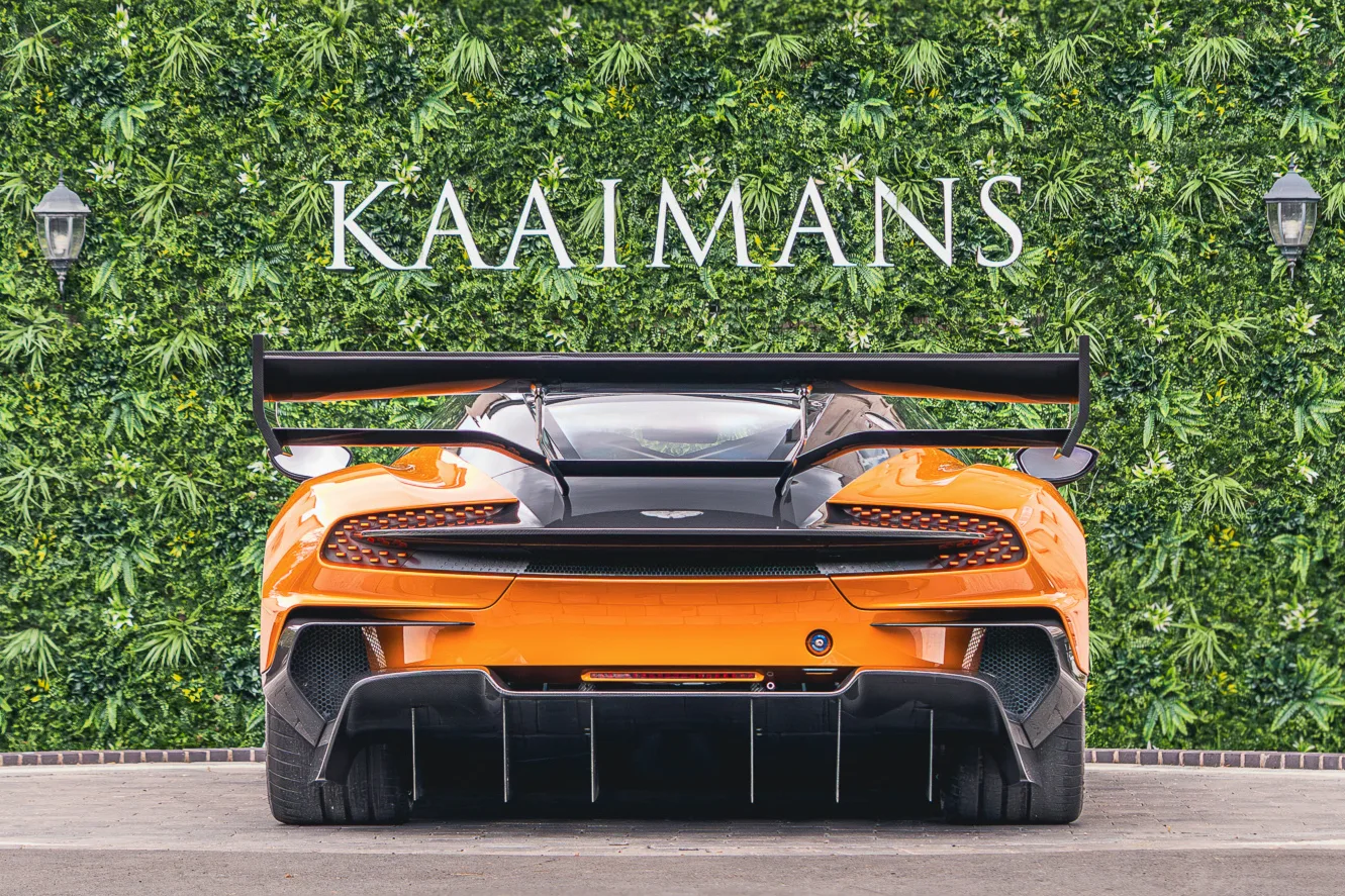 2016 Aston Martin Vulcan AMR Pro, 6/30