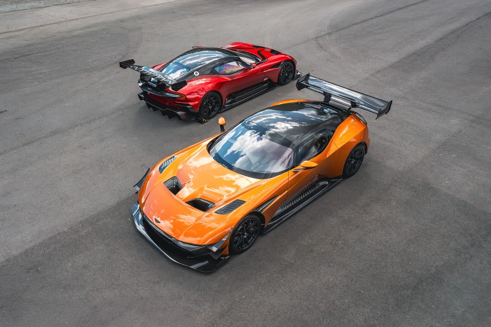 2016 Aston Martin Vulcan AMR Pro, 11/30
