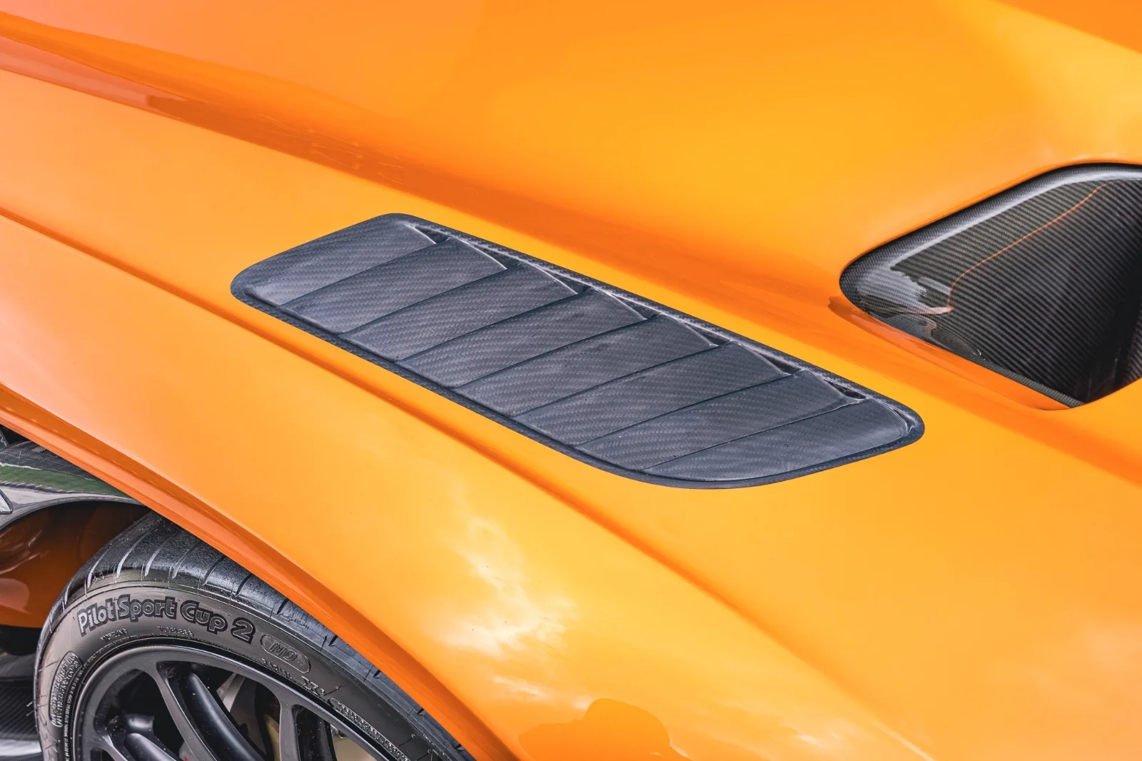 2016 Aston Martin Vulcan AMR Pro, 19/30