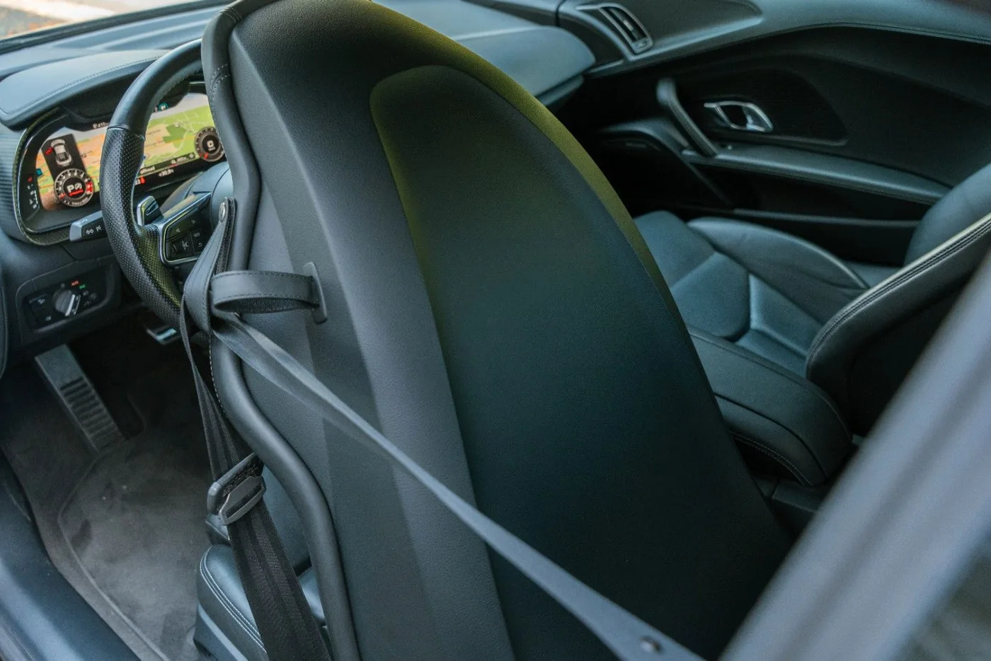 2016 Audi R8 V10 plus quattro angeboten von einem Supersportwagenhändler in Gronau, Deutschland, Foto 20 von 25