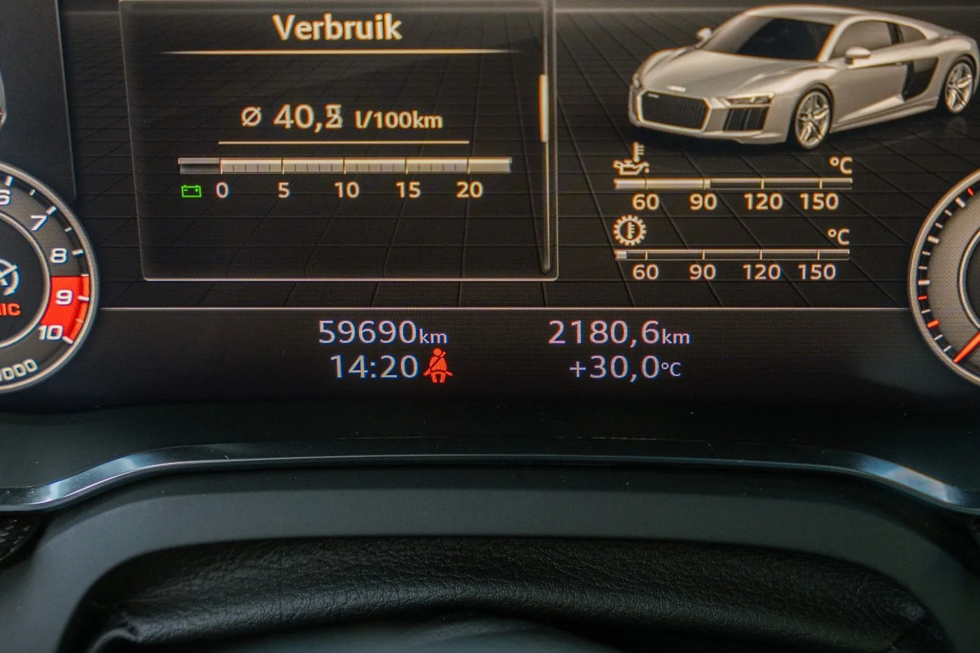 2016 Audi R8 V10 plus quattro angeboten von einem Supersportwagenhändler in Gronau, Deutschland, Foto 22 von 25