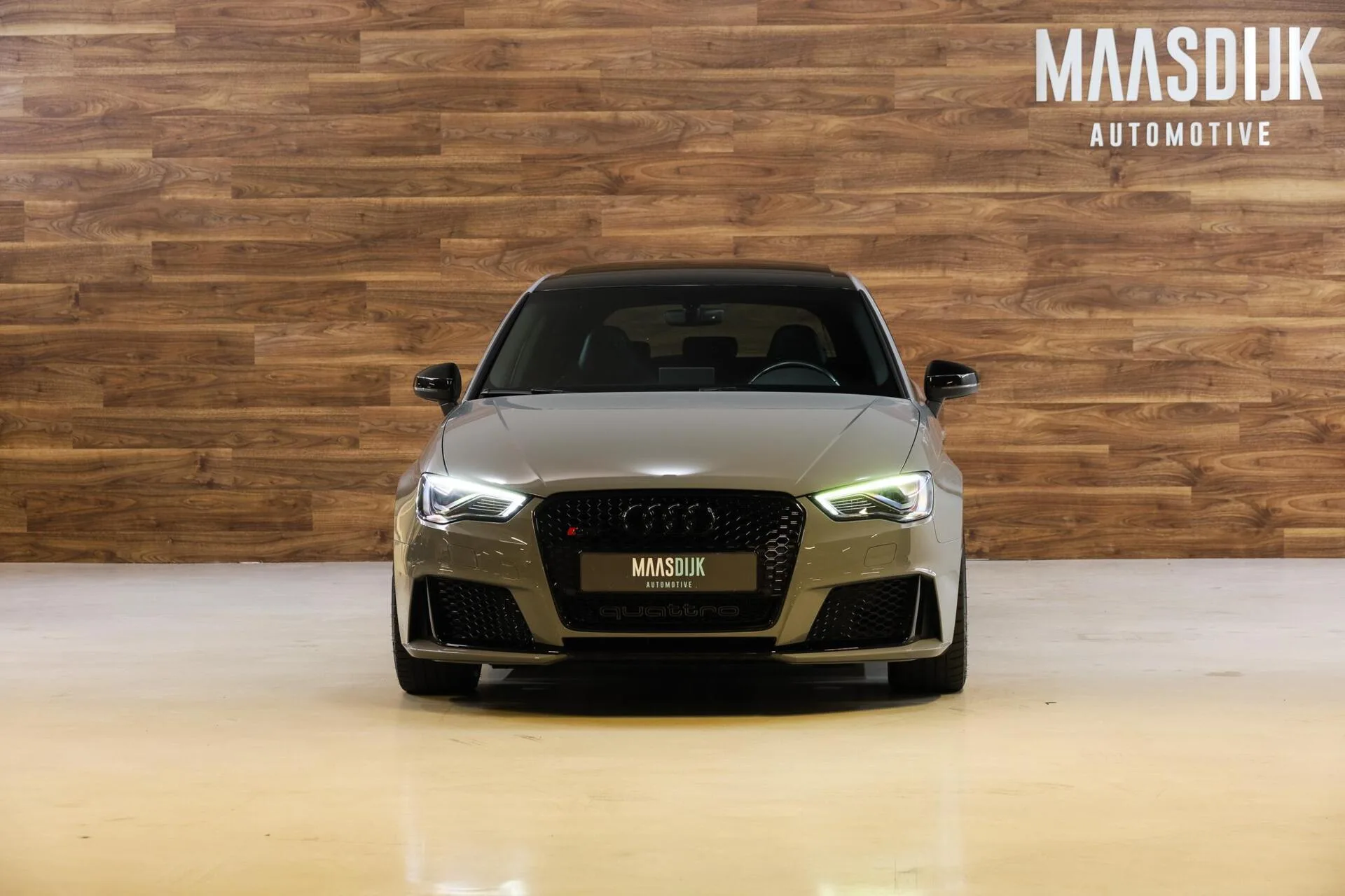 2016 Audi RS3 Sportback, 2/30